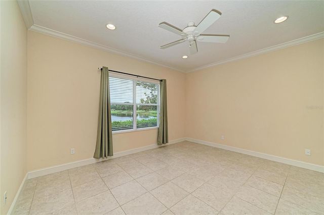1936 ORANGE LAKE COVE, Bradenton, FL 34211