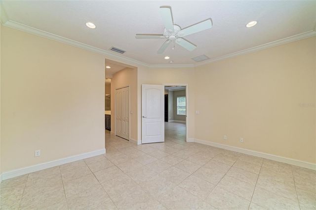 1936 ORANGE LAKE COVE, Bradenton, FL 34211