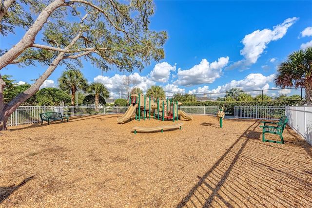 1936 ORANGE LAKE COVE, Bradenton, FL 34211