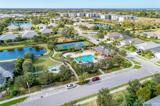 1936 ORANGE LAKE COVE, Bradenton, FL 34211