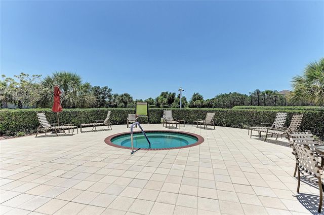 1936 ORANGE LAKE COVE, Bradenton, FL 34211