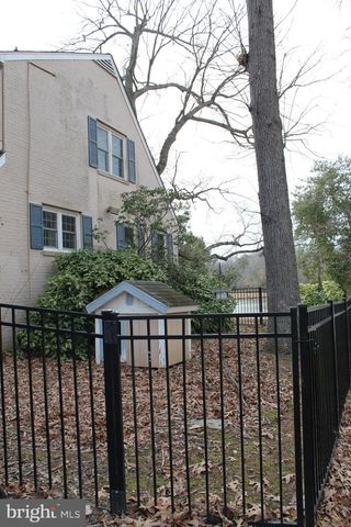 5300 N WILLIAMS CREEK DR, King George, VA 22485