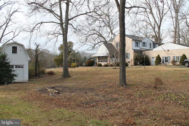 5300 N WILLIAMS CREEK DR, King George, VA 22485