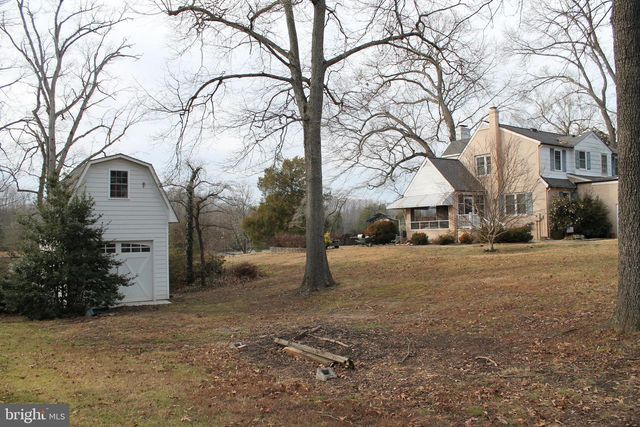 5300 N WILLIAMS CREEK DR, King George, VA 22485