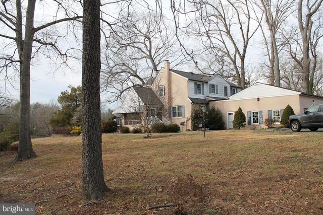 5300 N WILLIAMS CREEK DR, King George, VA 22485