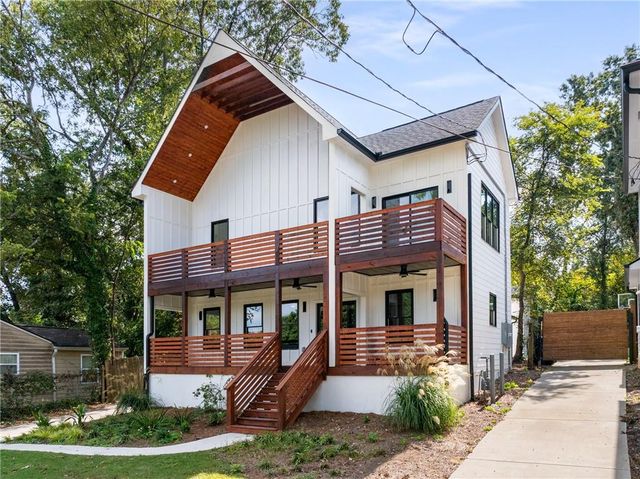 1882 Francis NW Avenue, Atlanta, GA 30318
