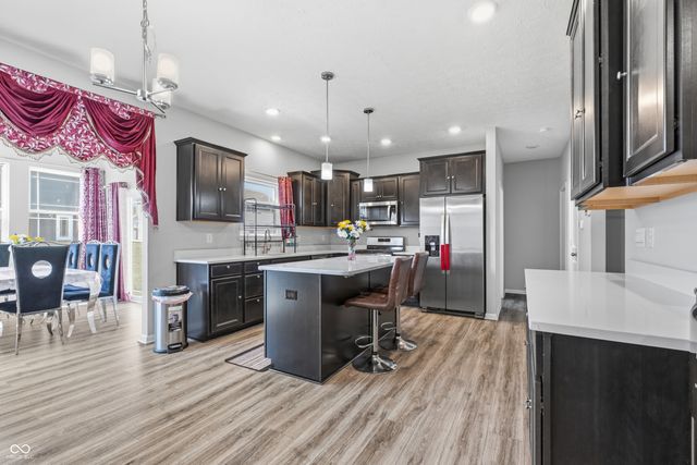 180 Walker Drive, Whiteland, IN 46184