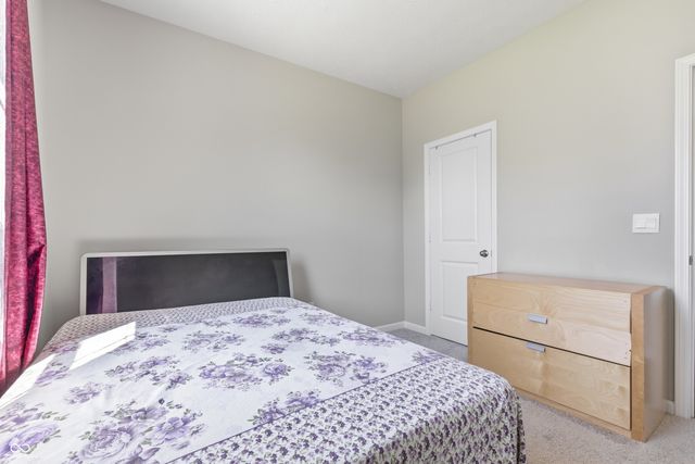 180 Walker Drive, Whiteland, IN 46184