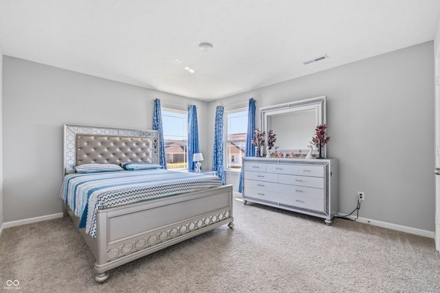 180 Walker Drive, Whiteland, IN 46184