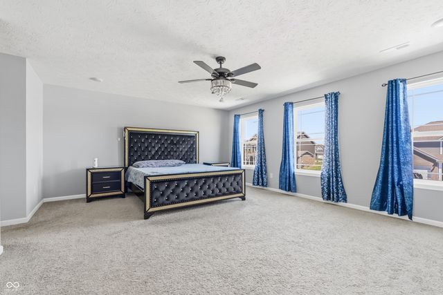 180 Walker Drive, Whiteland, IN 46184