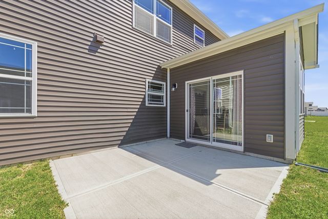 180 Walker Drive, Whiteland, IN 46184