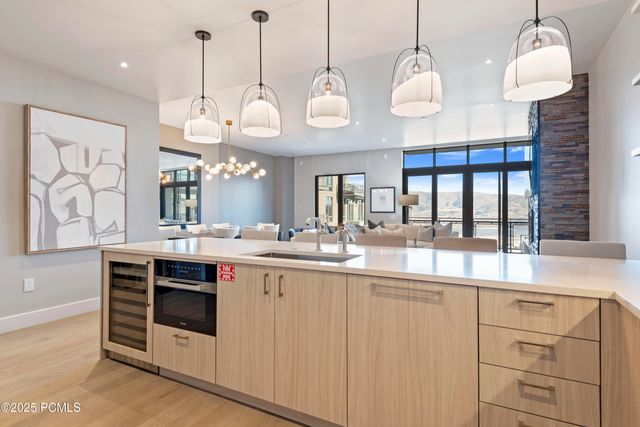 1702 W Glencoe Mountain Way 6038, Park City, UT 84060