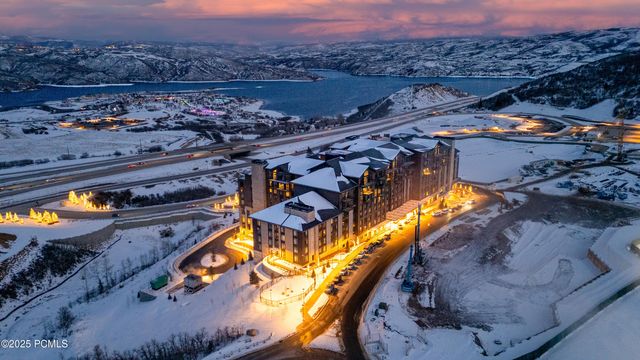 1702 W Glencoe Mountain Way 6038, Park City, UT 84060