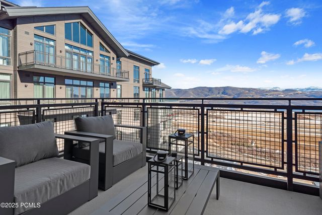 1702 W Glencoe Mountain Way 6038, Park City, UT 84060