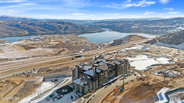 1702 W Glencoe Mountain Way 6038, Park City, UT 84060