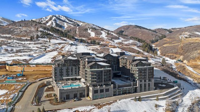 1702 W Glencoe Mountain Way 6038, Park City, UT 84060