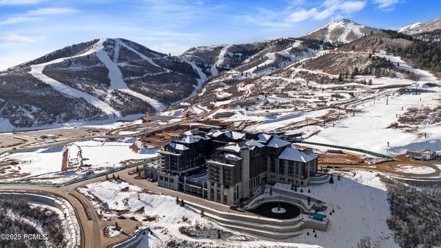 1702 W Glencoe Mountain Way 6038, Park City, UT 84060