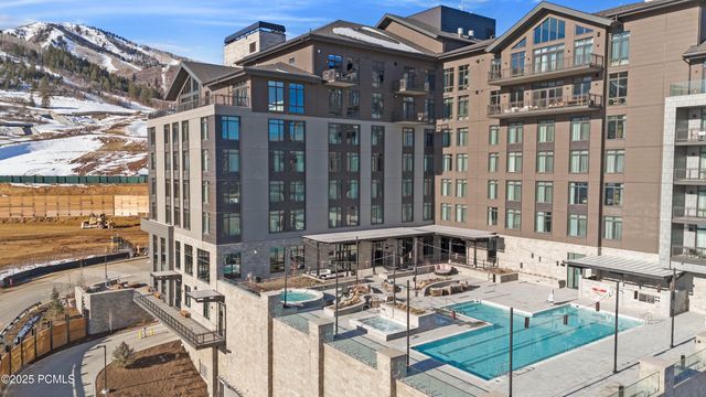 1702 W Glencoe Mountain Way 6038, Park City, UT 84060