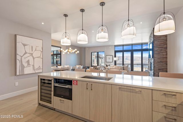 1702 W Glencoe Mountain Way 6038, Park City, UT 84060