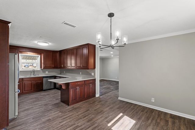 203 Ash Drive, Abbeville, AL 36310