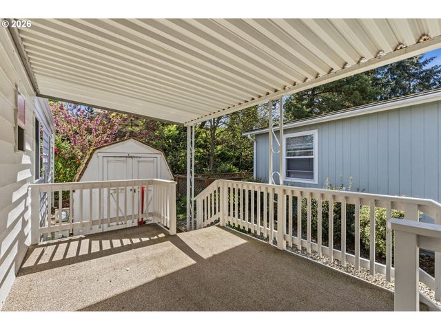 1475 GREEN ACRES Rd 8, Eugene, OR 97408