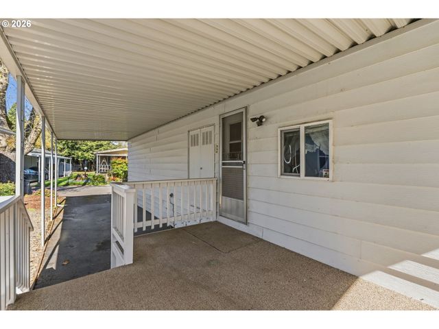 1475 GREEN ACRES Rd 8, Eugene, OR 97408