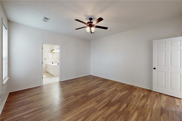 2619 Trophy Drive, Bryan, TX 77802