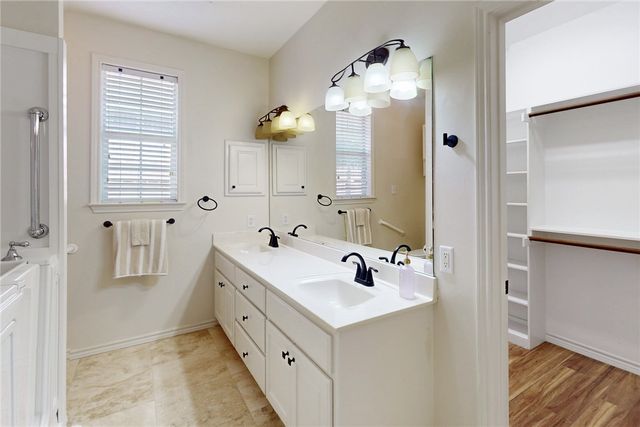 2619 Trophy Drive, Bryan, TX 77802