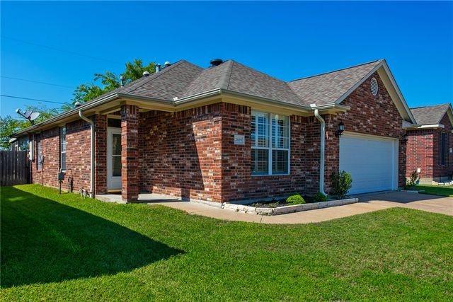 2619 Trophy Drive, Bryan, TX 77802