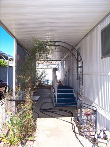 575 S Lyon 125, Hemet, CA 92543