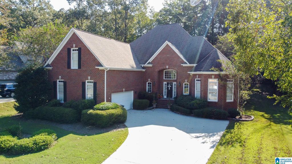 1030 HERMITAGE CIRCLE, Birmingham, AL 35242