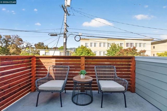 906 ADAMS, Albany, CA 94706