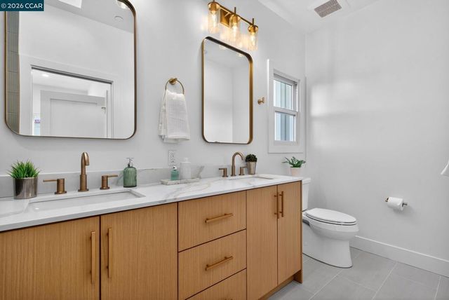 906 ADAMS, Albany, CA 94706