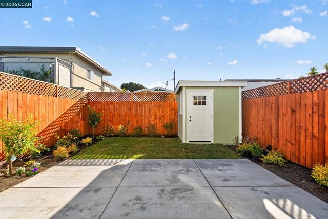 906 ADAMS, Albany, CA 94706