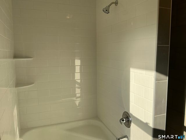 35 West Street, Cromwell, CT 06416
