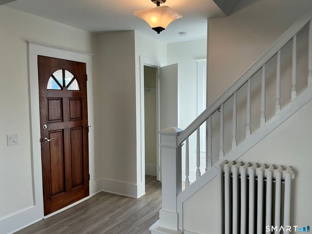 35 West Street, Cromwell, CT 06416