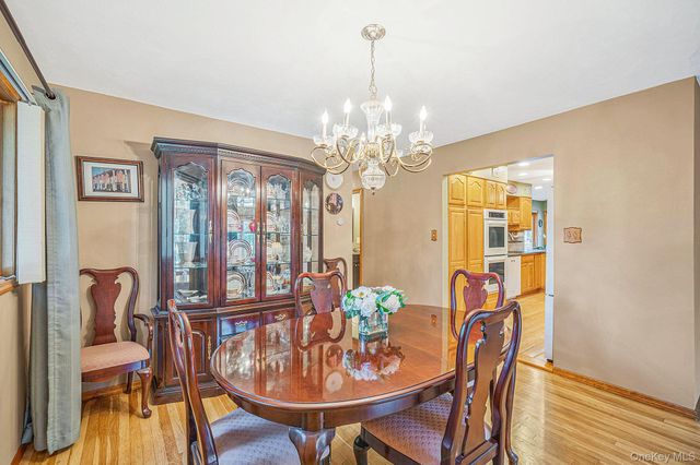7 Abby Drive, East Northport, NY 11731