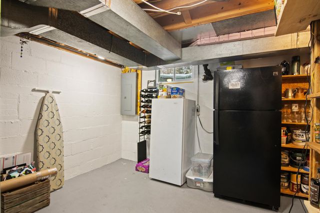 877 Hannah Avenue, Traverse City, MI 49686