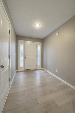 3365 Lincolnshire Road, Waterloo, IA 50701