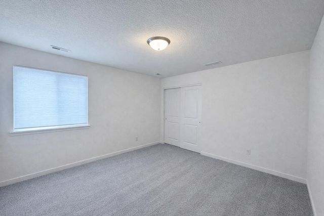 3365 Lincolnshire Road, Waterloo, IA 50701