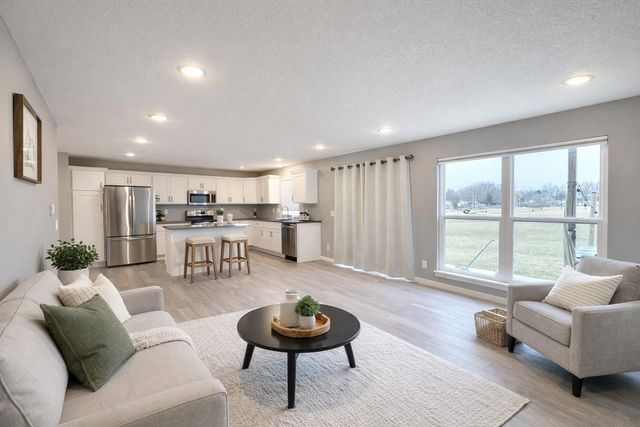 3365 Lincolnshire Road, Waterloo, IA 50701