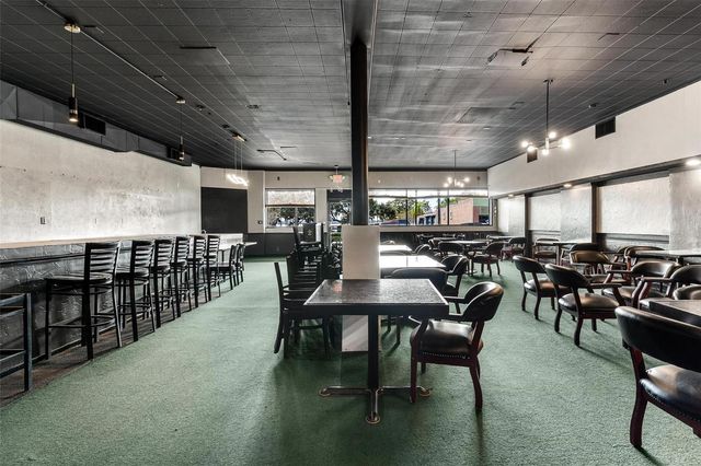 227 E MAIN STREET, Tavares, FL 32778