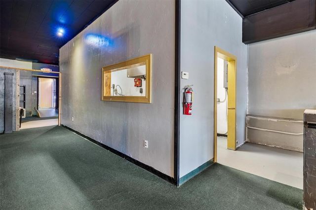 227 E MAIN STREET, Tavares, FL 32778