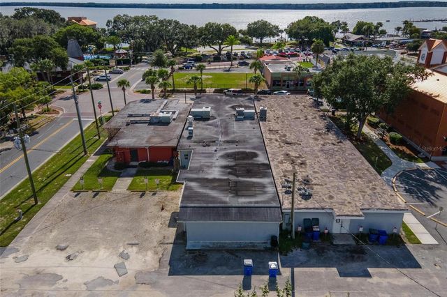 227 E MAIN STREET, Tavares, FL 32778