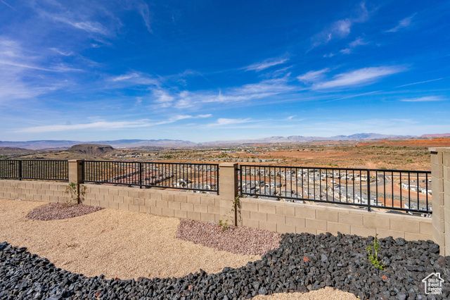 1459 N HIGHLAND PKWY, Washington, UT 84780