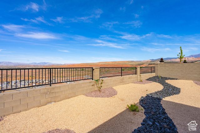 1459 N HIGHLAND PKWY, Washington, UT 84780