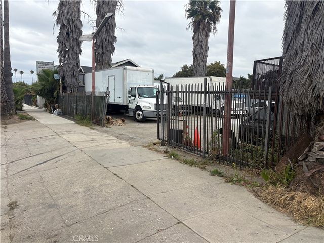 4760 S Figueroa, Los Angeles, CA 90037