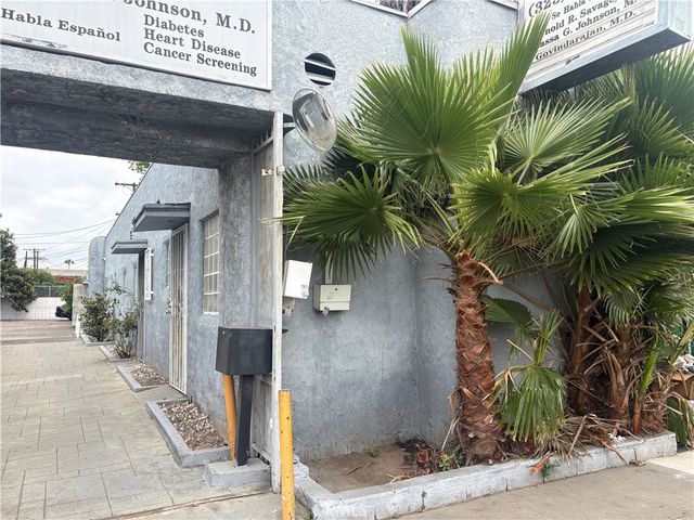 4760 S Figueroa, Los Angeles, CA 90037