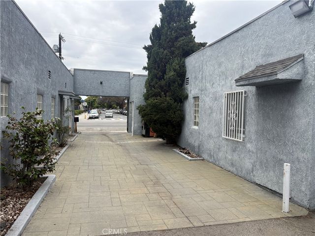 4760 S Figueroa, Los Angeles, CA 90037