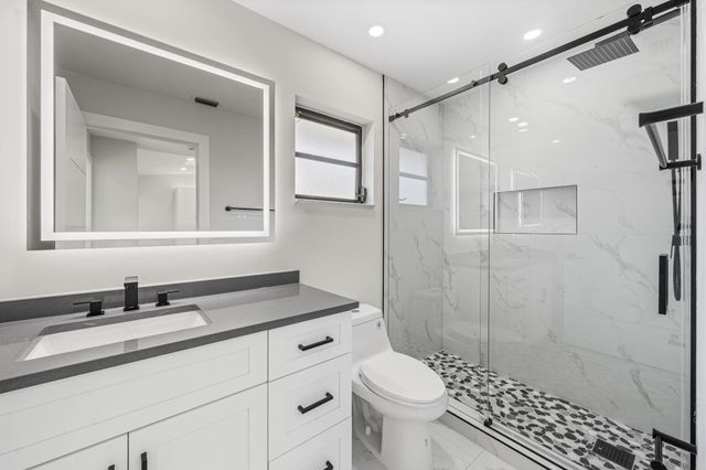 6371 Kings Gate Circle, Delray Beach, FL 33484